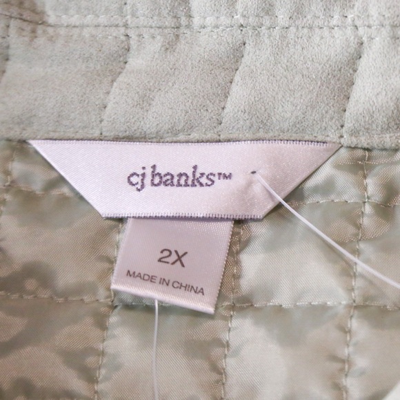 CJ Banks Mint Quilted Vest - Picture 7 of 9